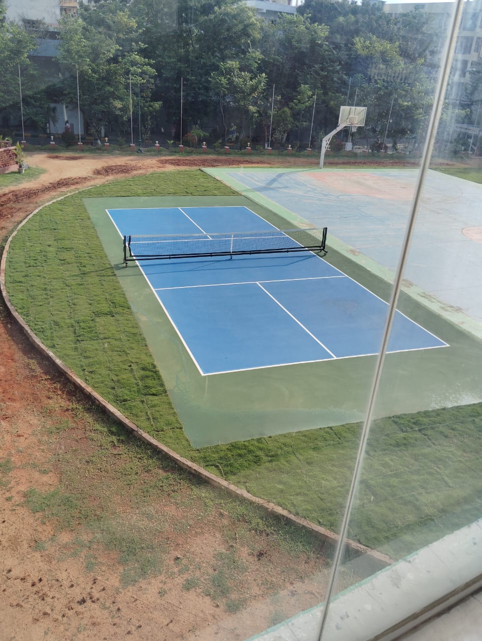 Ground (3)